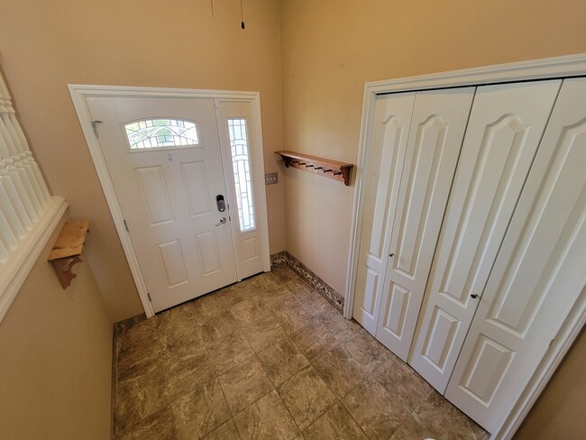 Photo - 1310-1312 12 St