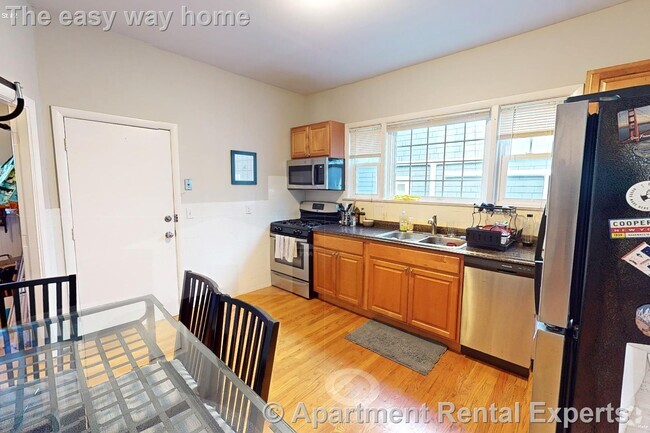 Building Photo - 23 Tufts St Rental