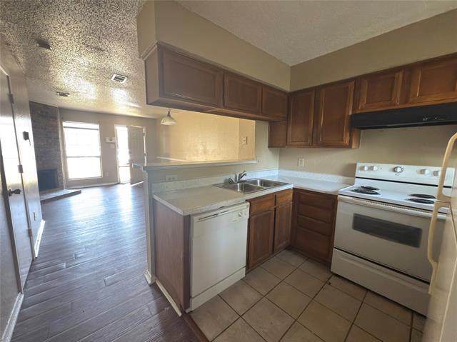 Photo - 2243 Aspen Dr