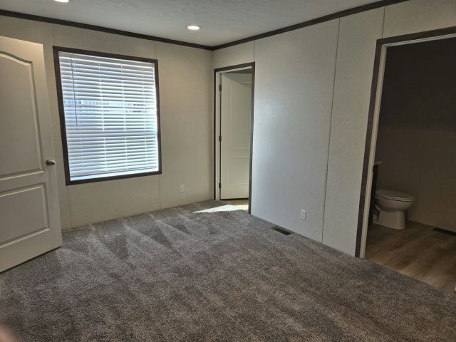 Photo - 165 Skyline Dr