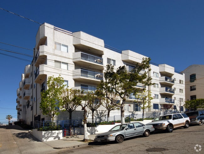 Photo - Greenview Apartments