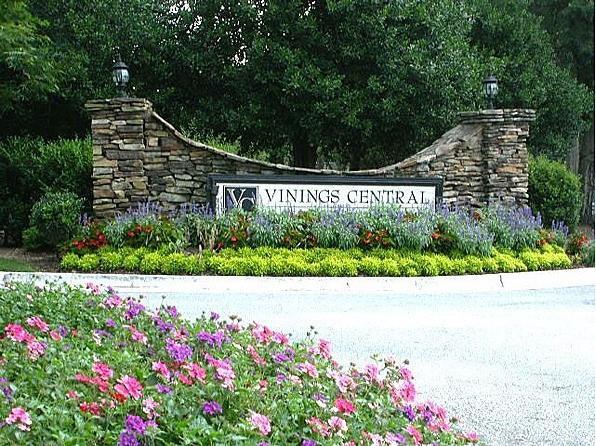 Building Photo - 4646 Vinings Central Run SE Unit 112