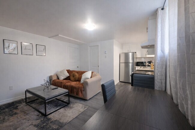 Photo - 4225 Pl. Lapierre Unité SI ID1516067P