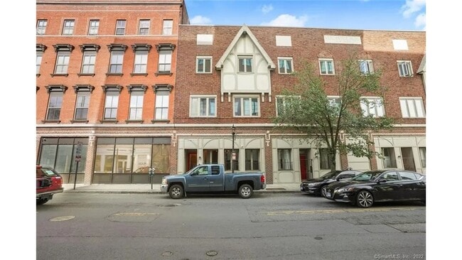 Photo - 42 S Main St Unit 4L