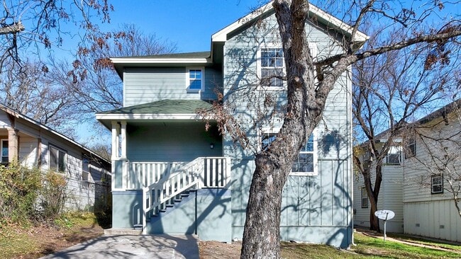 Photo - 2206 Pennsylvania Ave Unit A