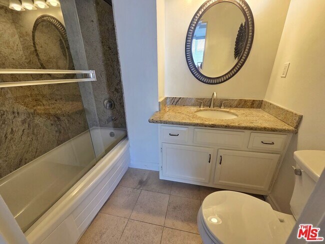 17368 Sunset Blvd Unit 405 A