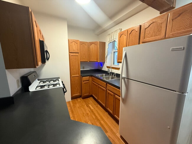 Photo - 20 Broad St Unit 2 2nd FL