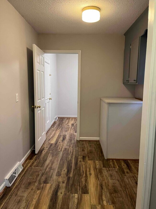 Photo - Caroline St. - 3BR / 2BA