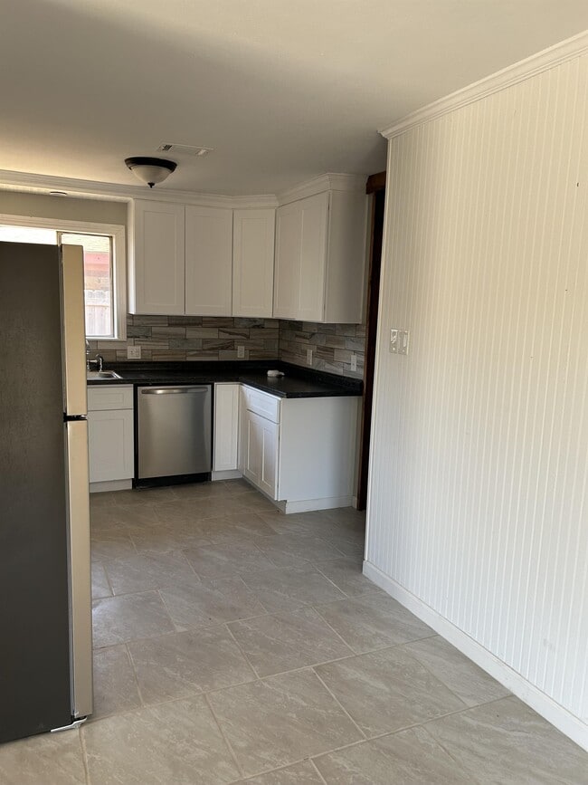 Photo - 207 Belview Rd