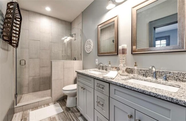 Photo - 1497 Rogers Ave SW