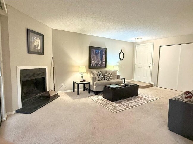 Photo - 224 Seasons Pkwy