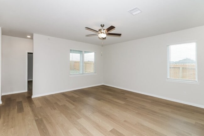 Photo - 429 San Miguel Crk Dr