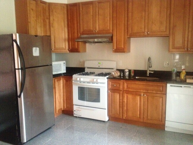 Photo - 127 Cedar St Unit 2