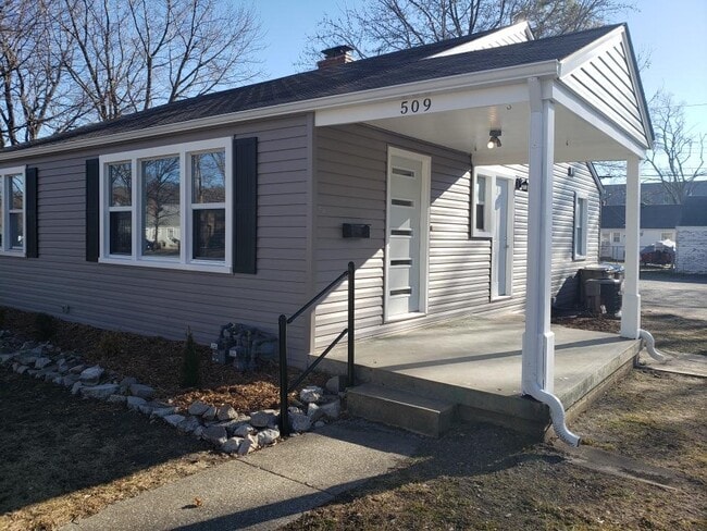 Photo - 509 E 27th Ave