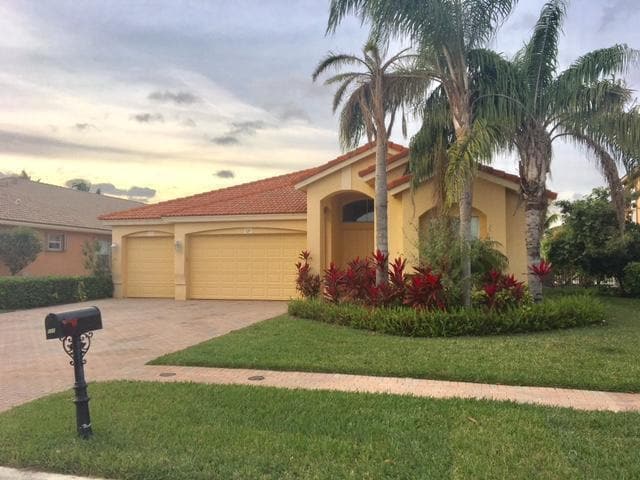 Photo - 121 Tuscany Dr
