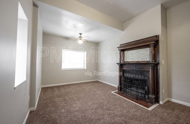 Photo - 2060 N Delaware St Unit Apt 10