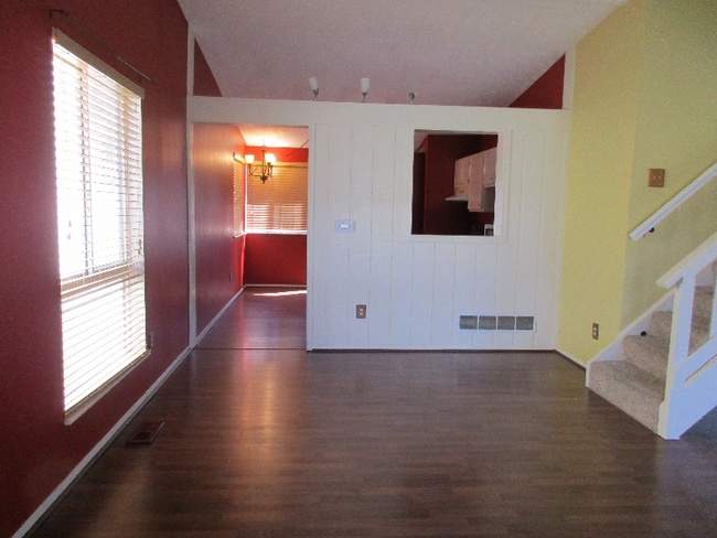 Photo - 3333 Chetwood Pl