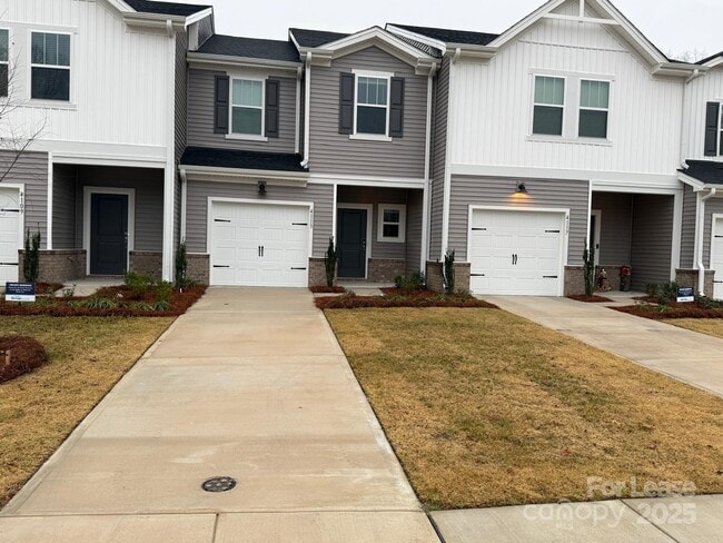 Photo - 4113 Smt Wds Dr