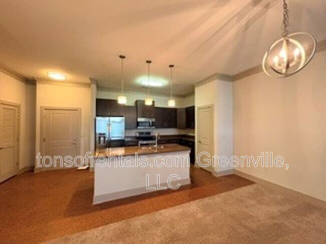 98 E McBee Ave. Unit 408