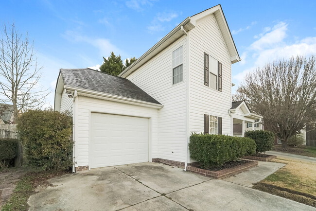 Photo - 5906 Prestwick Ln