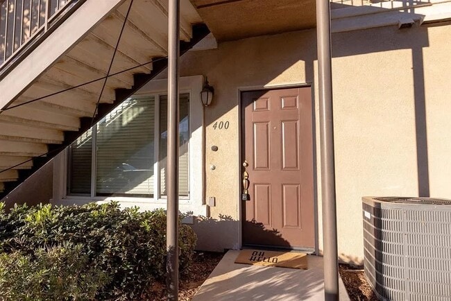 Photo - 9728 Marilla Dr Unidad 400