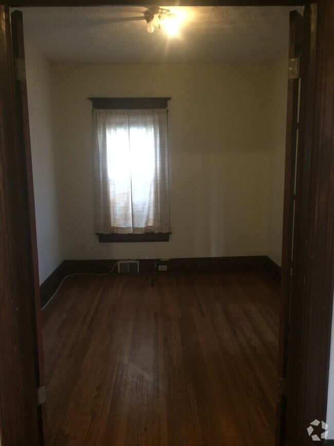 Building Photo - 496 Blossom Rd Unit 496 Blossom Lower Rental