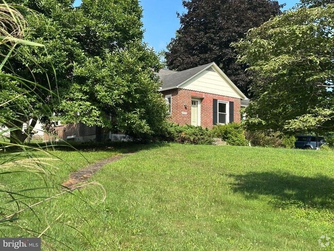 Building Photo - 4599 Carlisle Rd Rental