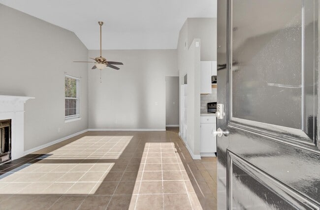 Photo - 1282 Maryland Dr