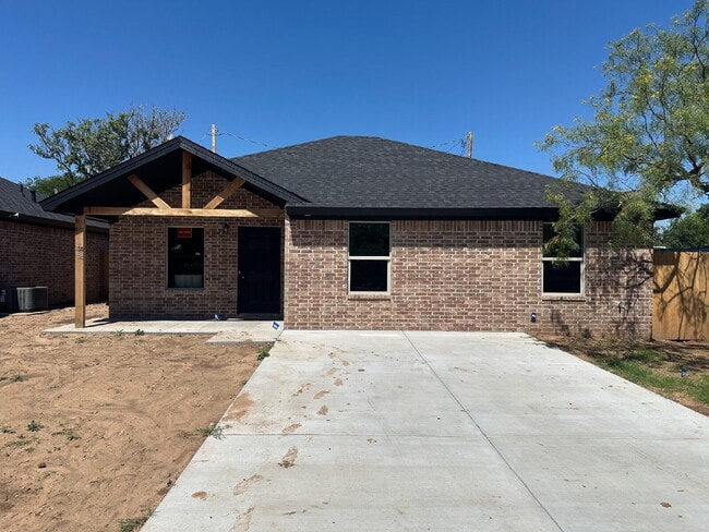 Building Photo - New Construction in Abernathy, TX Rental