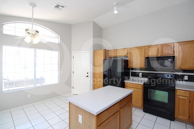 Photo - 1083 W Orchid Ln