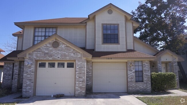 Building Photo - 1310 Opal Rd Unit B Rental