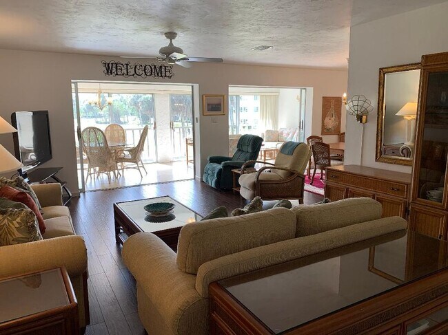 Photo - 1739 Golf Club Dr