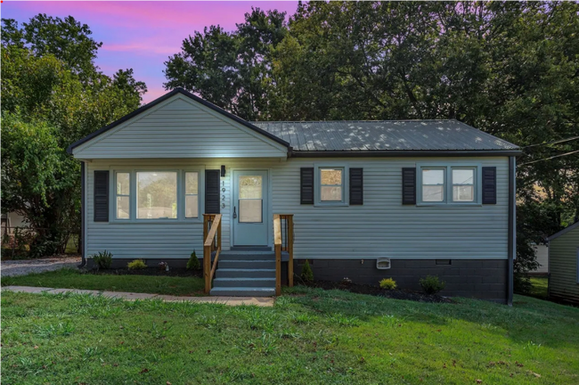 Photo - 1923 Overton Dr