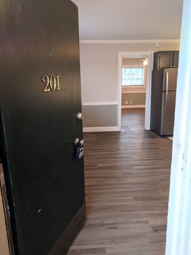 Photo - Gorgeous  1BR Condo Near UTK | Parking, On... Unit FPB201 BR1 (HOLD)