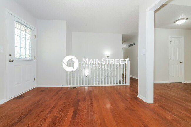 3 Bedroom Pet-Friendly Home in INDEPENDENCE, MO with Main Street Renewal