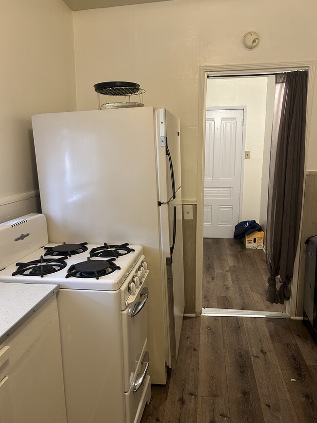 Photo - 260 Nordina St