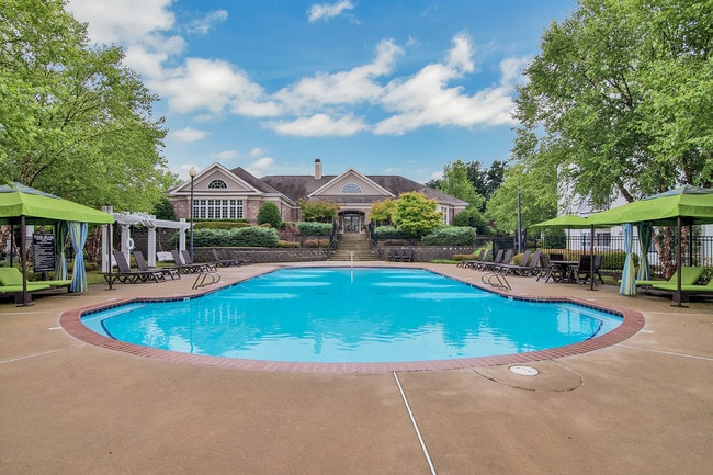 Photo - Ultris Courthouse Square