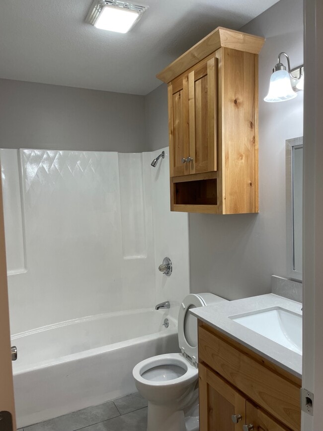 Photo - Nettleton 4 Plex Unit 404