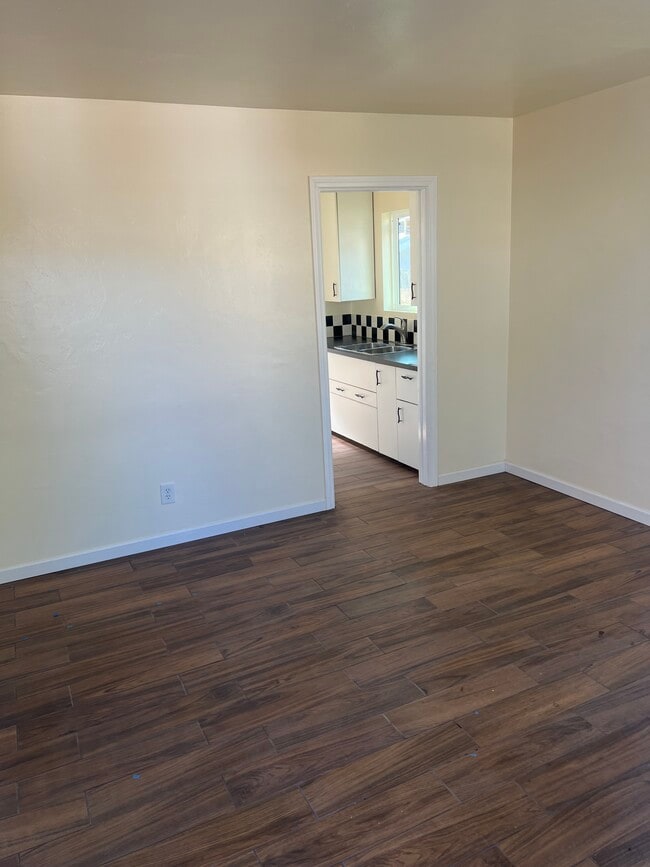 Photo - 3870 National Ave