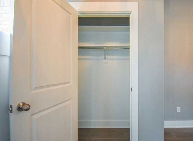 Photo - Luxurious 4 Bedroom, 3.5 Bathroom Home In Fayetteville, AR