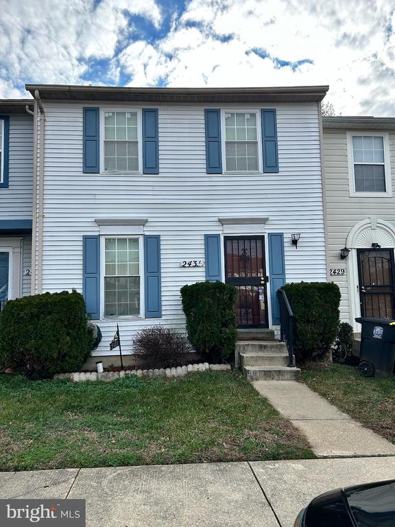Photo - 2431 E Rosecroft Village Cir Townhome