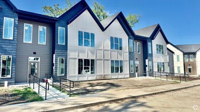Building Photo - Park Indy Rowhomes