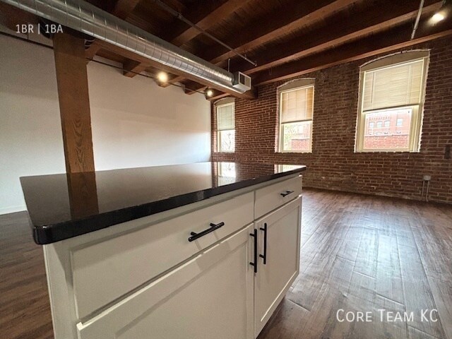 Photo - 204 Walnut St Unit 506