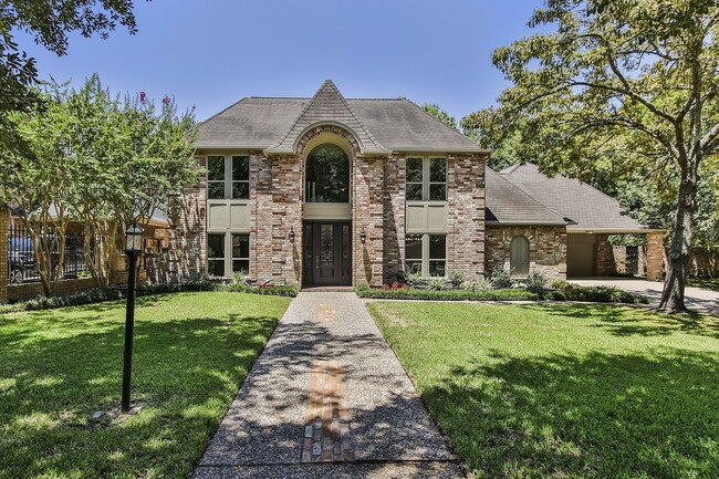 Photo - 810 Herdsman Dr