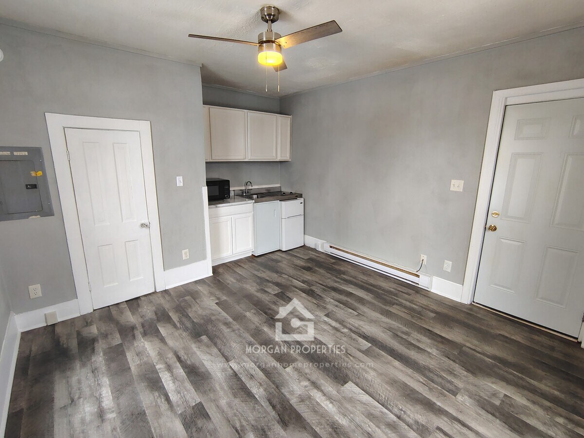 Photo - 725 W 8th St Unit .5