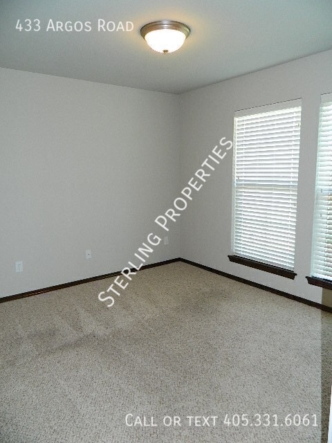 Photo - 433 Argos Rd