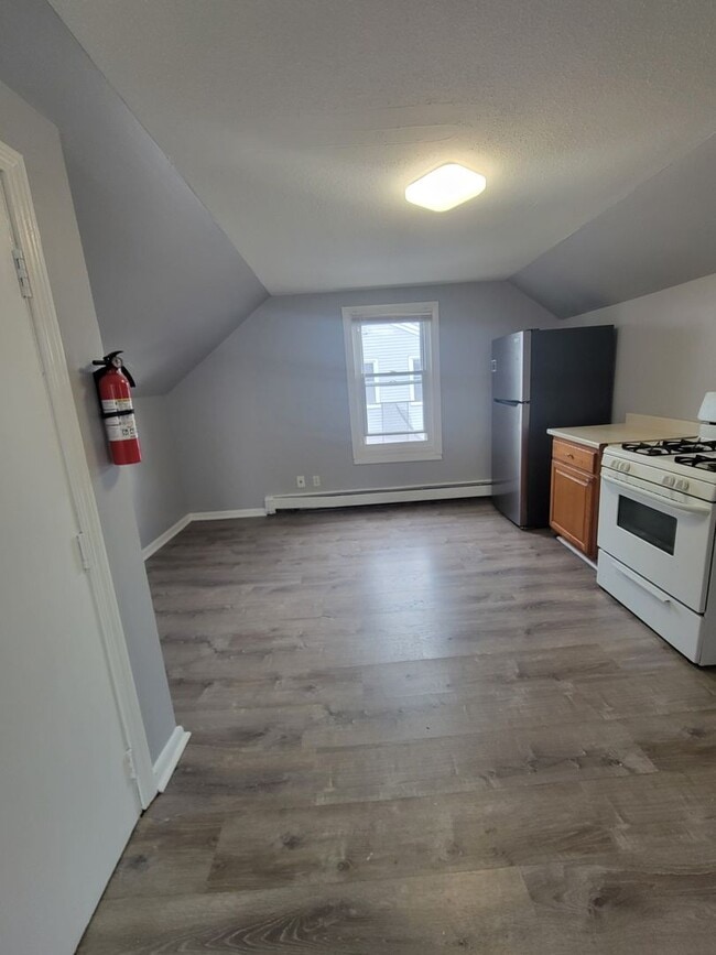 Photo - 29 Webster St Unit 3