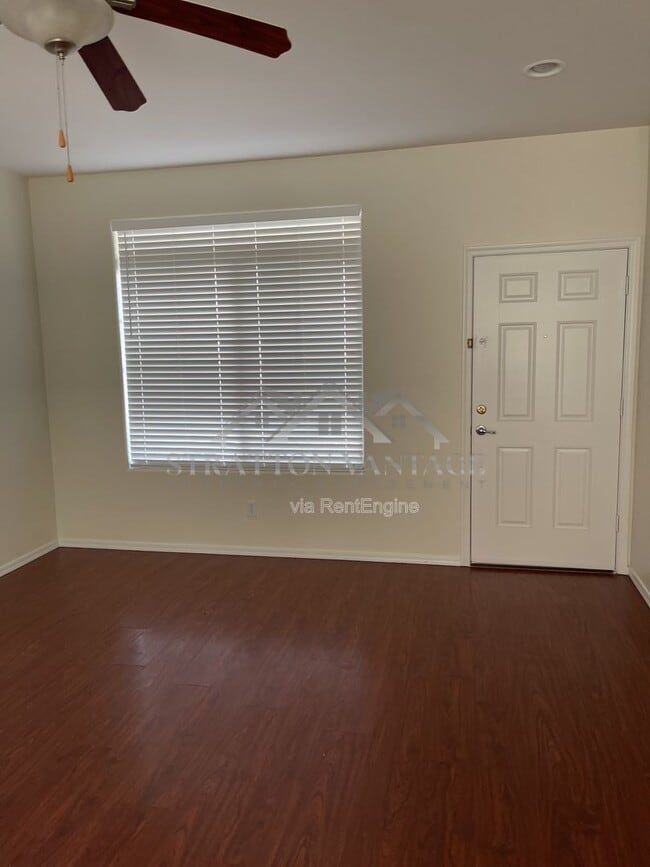 Photo - 1327 E Weatherby Way