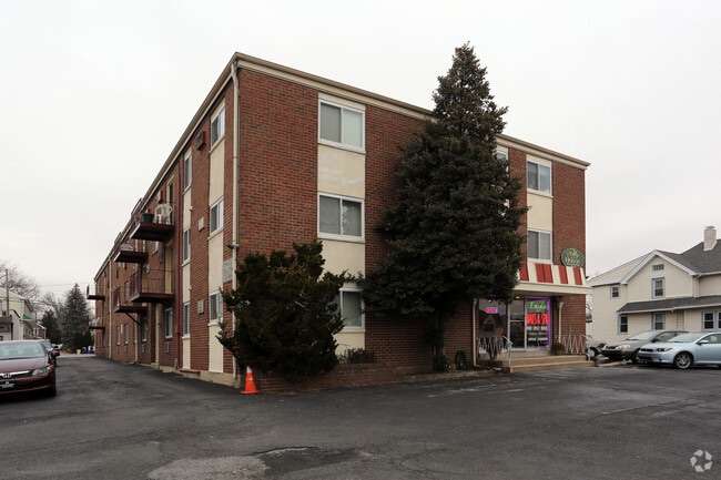 Holly House