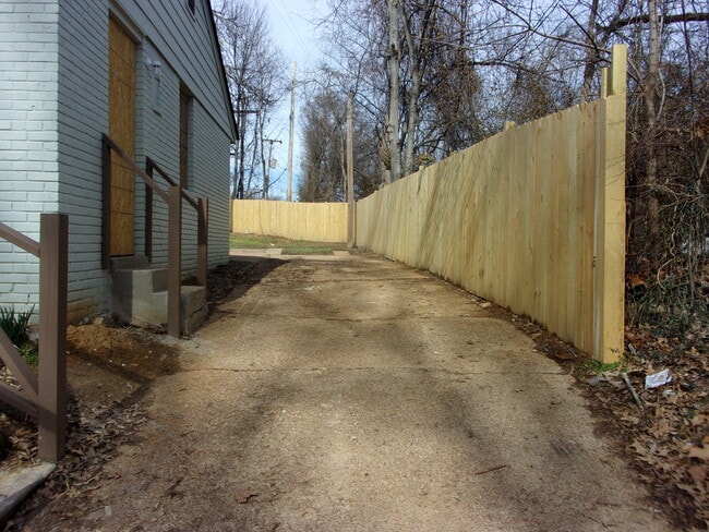 Photo - 2796 Flora Ave